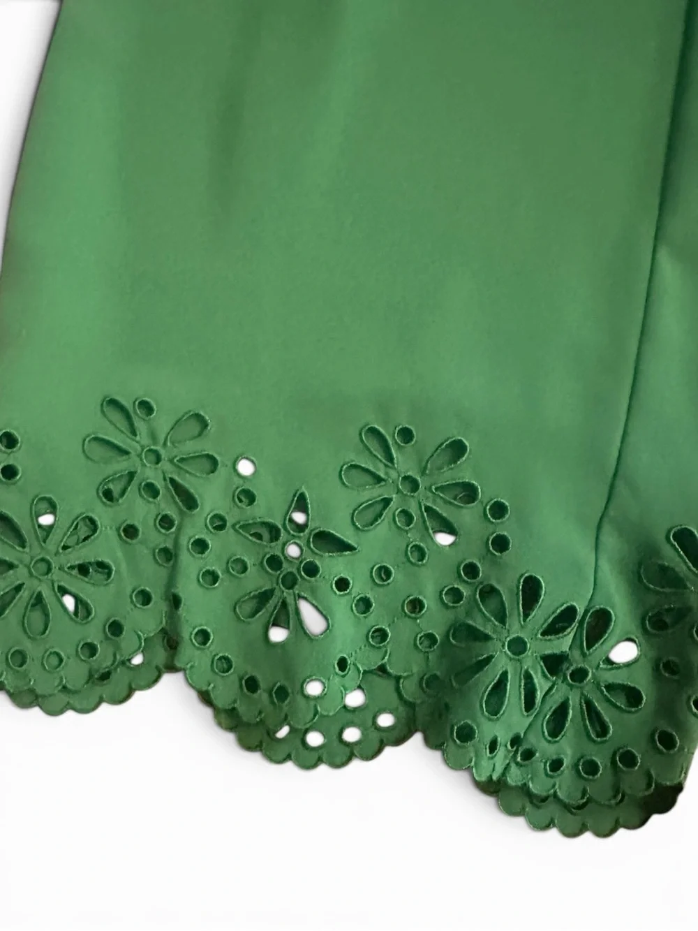 Chico’s NWT Green Eyelet Blouse & Wide Leg Pants 2 Pc Set Size 1.5 / 10
